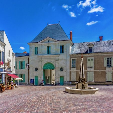 Logis Hotel La Croix Blanche Fontevraud Exteriér fotografie